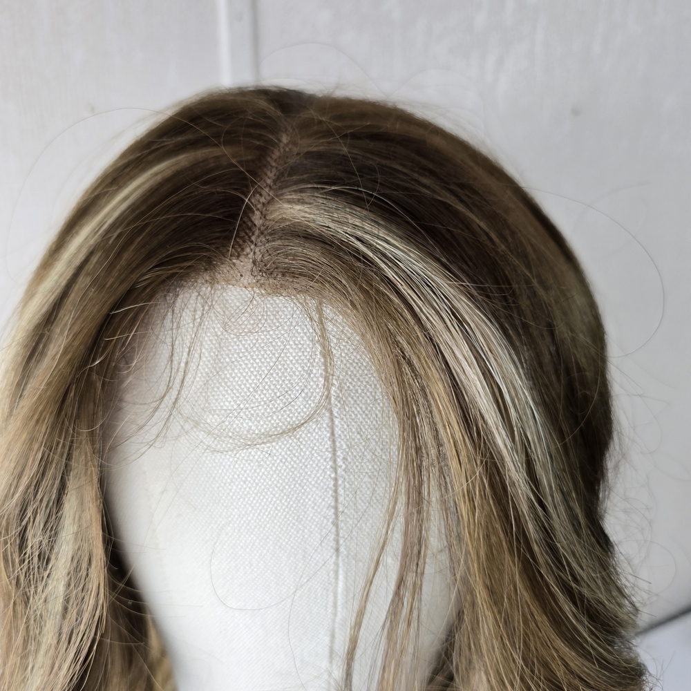 Chelsey Smith Crowns Carry (Heavy Highlights)  (Modified) - Picture 9 of 14